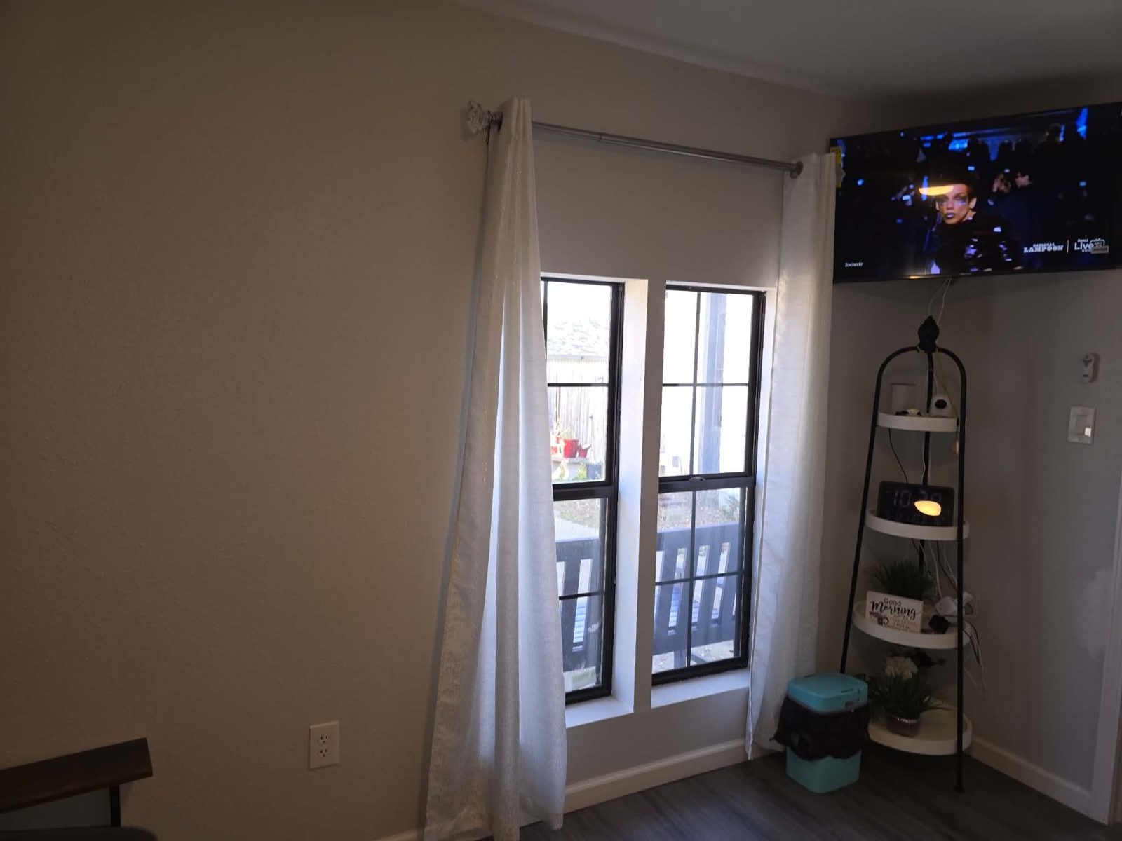 Sunny rooms: Natural light and views in every room